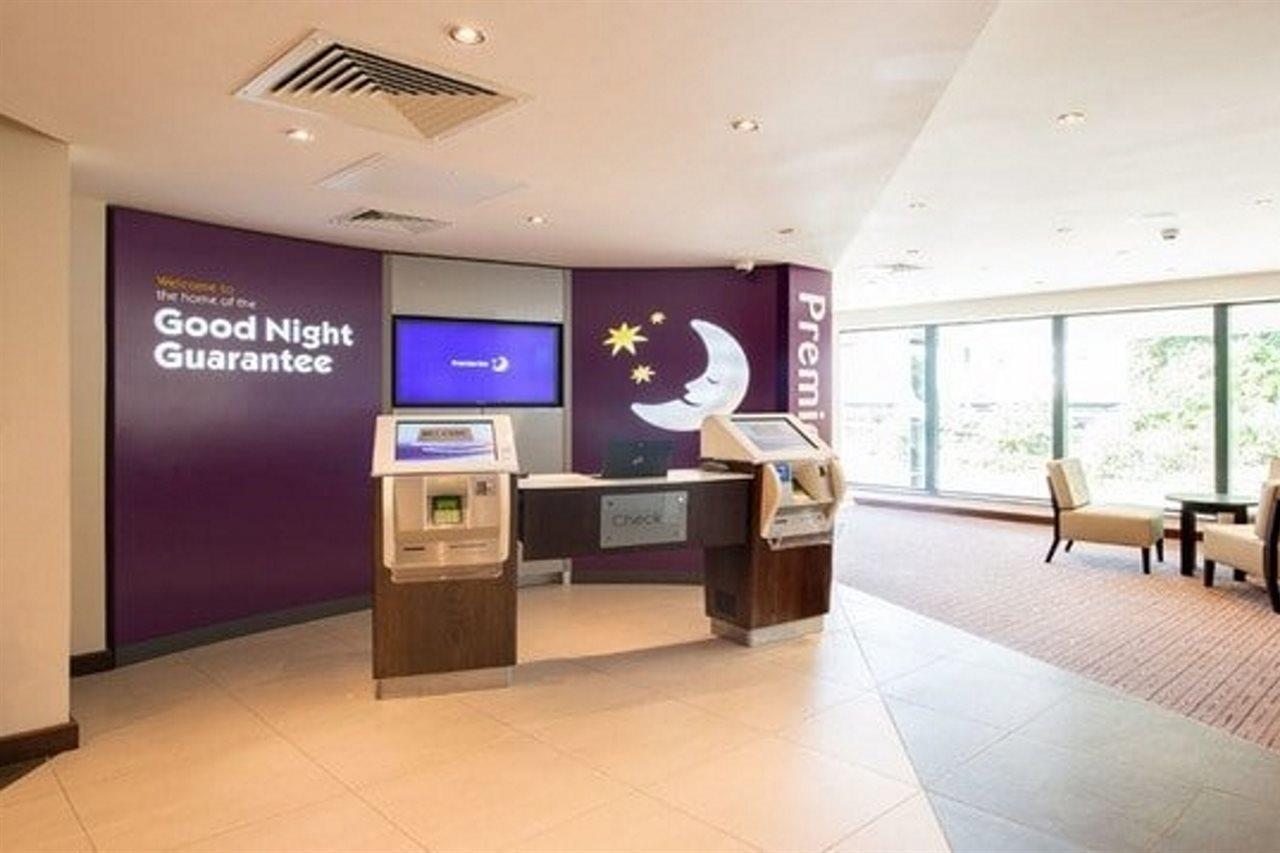 Premier Inn Chelmsford City Centre Exterior photo